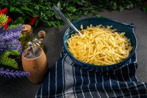 Pasta fredda con legumi: proteine e sapore