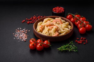 Pasta fredda con pesce: mare in tavola