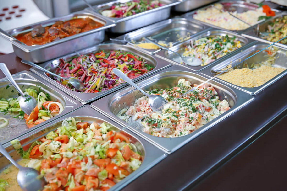 I contenitori per alimenti professionali nel food retail moderno: estetica, funzione e racconto del cibo