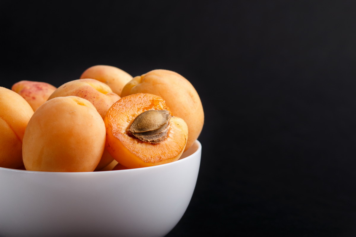 Albicocche: piccoli frutti dalle grandi proprietà
